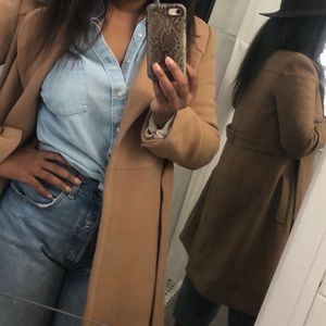 Meet your Posher, Cambrey